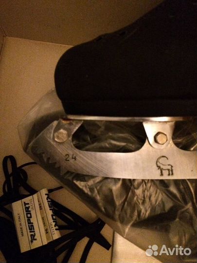 Фигурные коньки fisher diadema lady. Фишер, 38 р-р