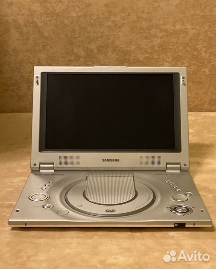 Samsung DVD-L300W портативный плеер