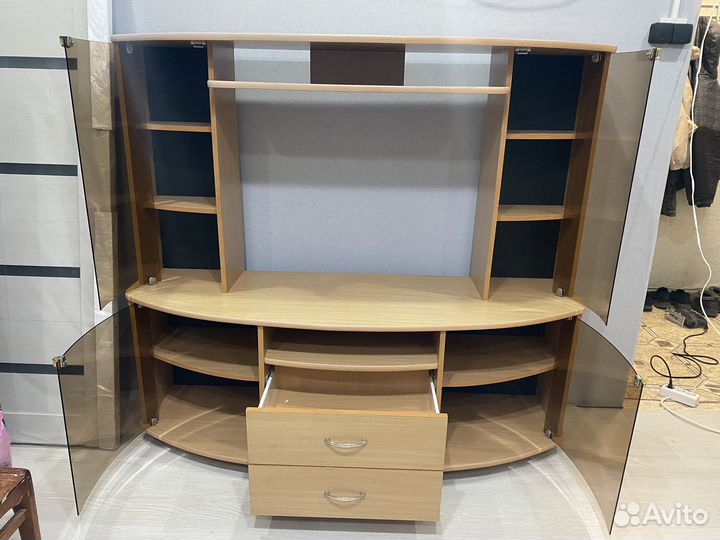 Стенка горка в гостиную