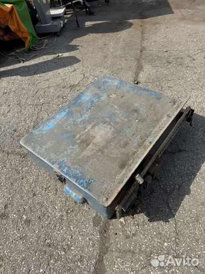 Весы платформенные б/у