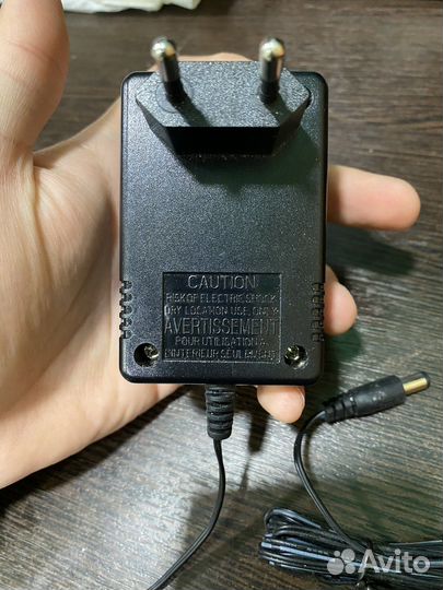 Блок питания для педали эффектов Electro-Harmonix