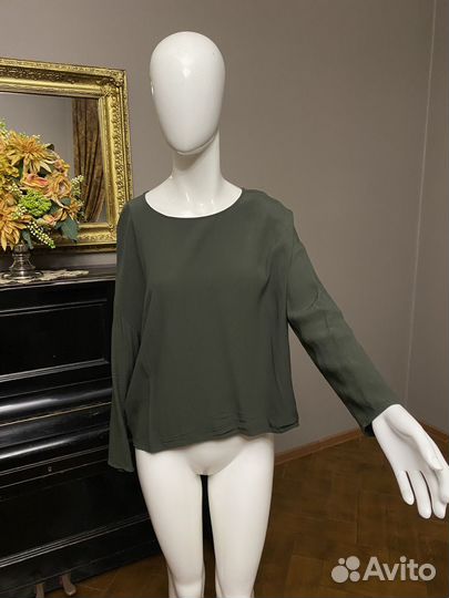 Роскошная зеленая кофточка лонгслив s вискоза