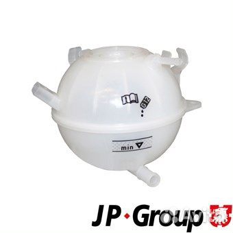 Расширительный бачок радиатора охлаждения