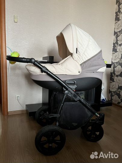 Коляска 2 в 1 tuttis