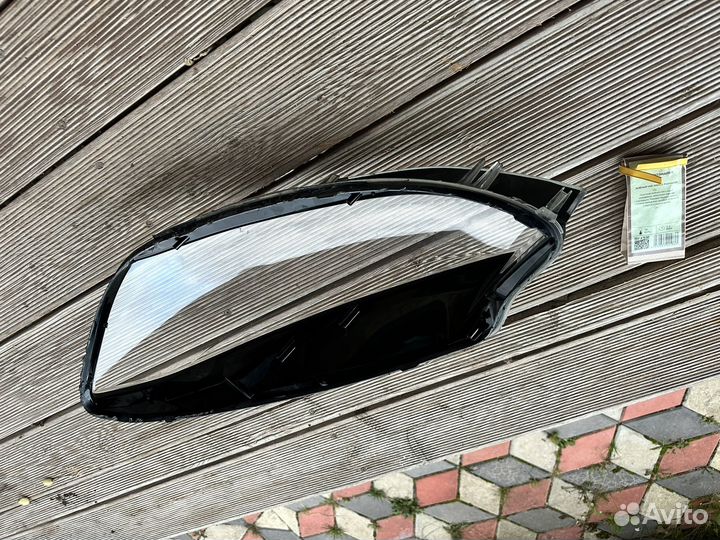 Фара правая (стекло ) от гольф Р 7.5