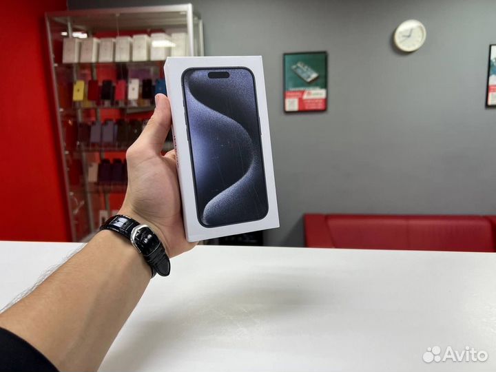 iPhone 15 Pro, 128 ГБ