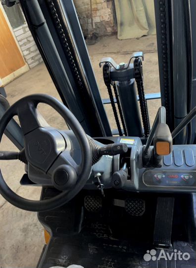 Вилочный погрузчик JAC CPCD15, 2023