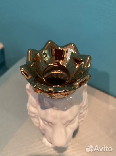 Белый подсвечник/копилка Лев