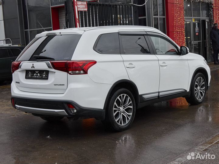 Mitsubishi Outlander 2.4 CVT, 2015, 112 000 км
