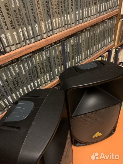 Активные колонки behringer B112D