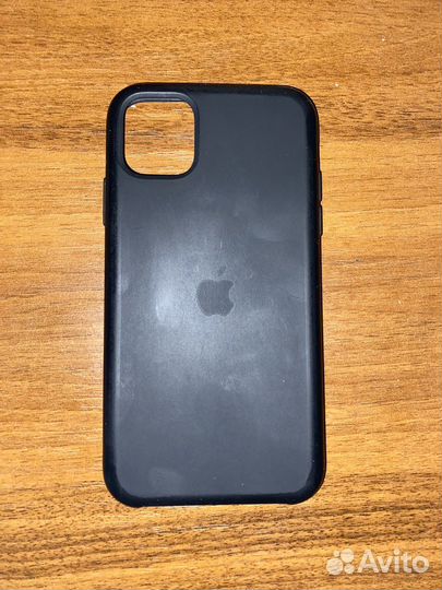 Чехол на iPhone 11