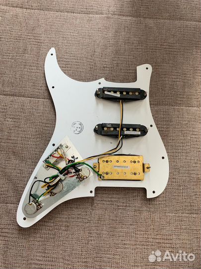 Пикгард stratocaster hss