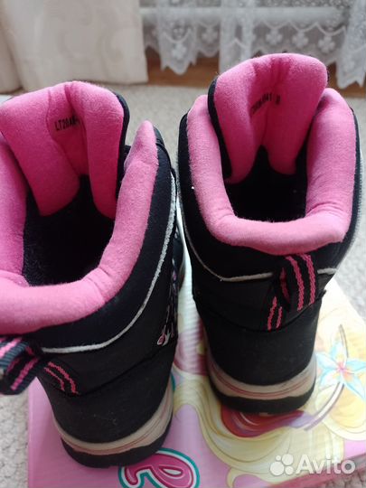 Ботинки для девочки