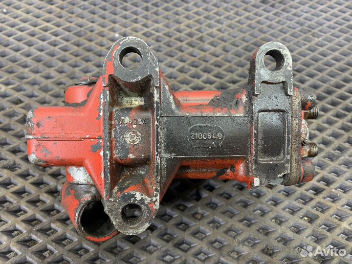 2133407 Насос подъема кабины Mercedes-Benz Atego