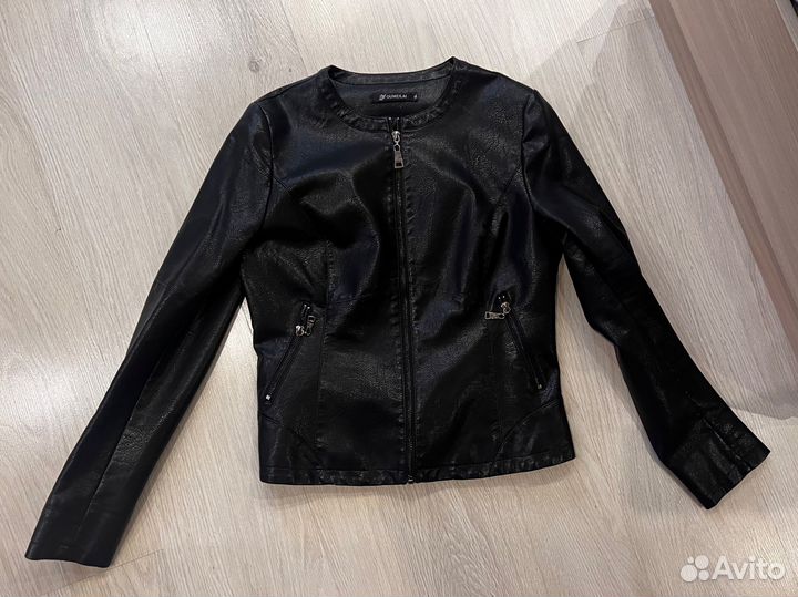 Куртка кожаная женская
