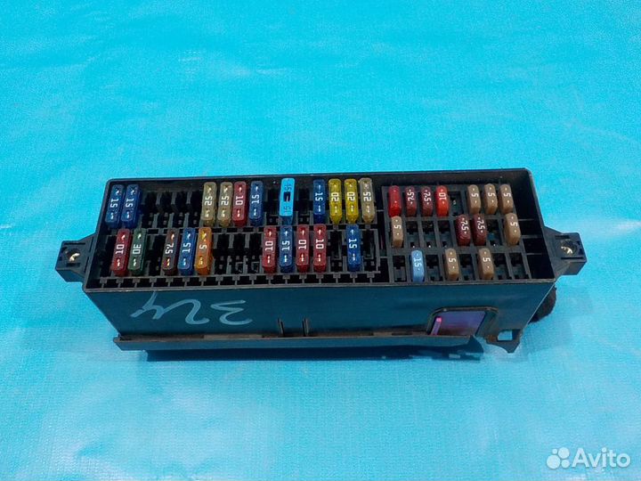 Блок предохранителей салона skoda Fabia 2007-2015