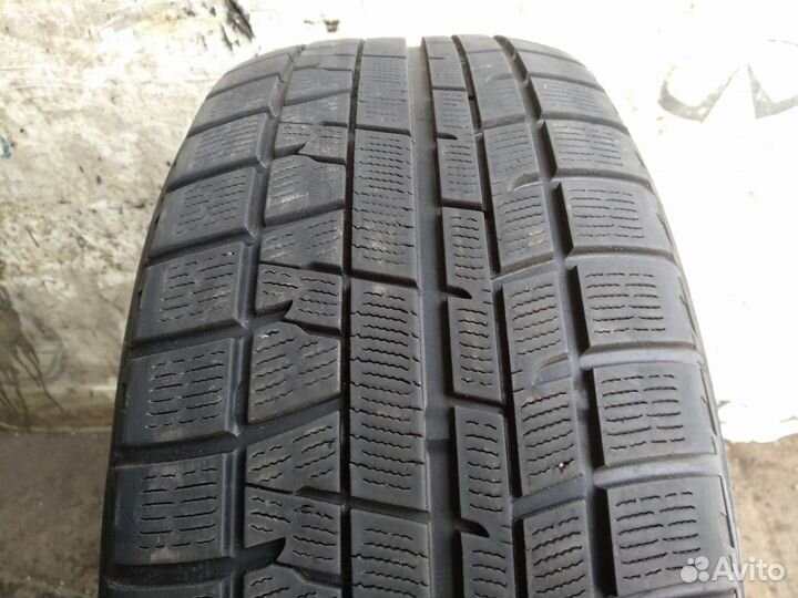 Yokohama Ice Guard IG50+ 215/55 R16 93Q