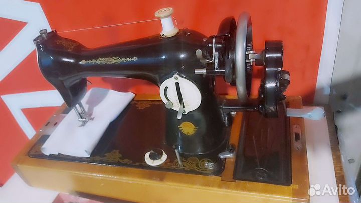 Швейная машинка ручная