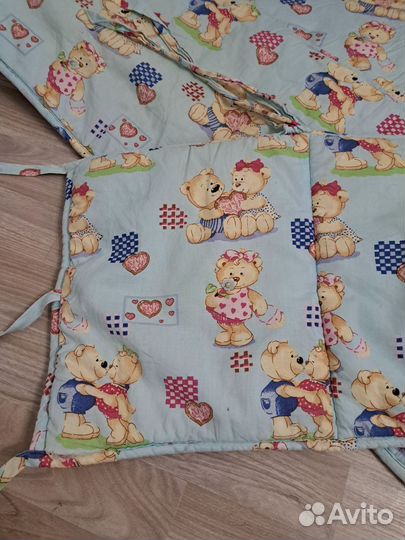 Бортики в кроватку