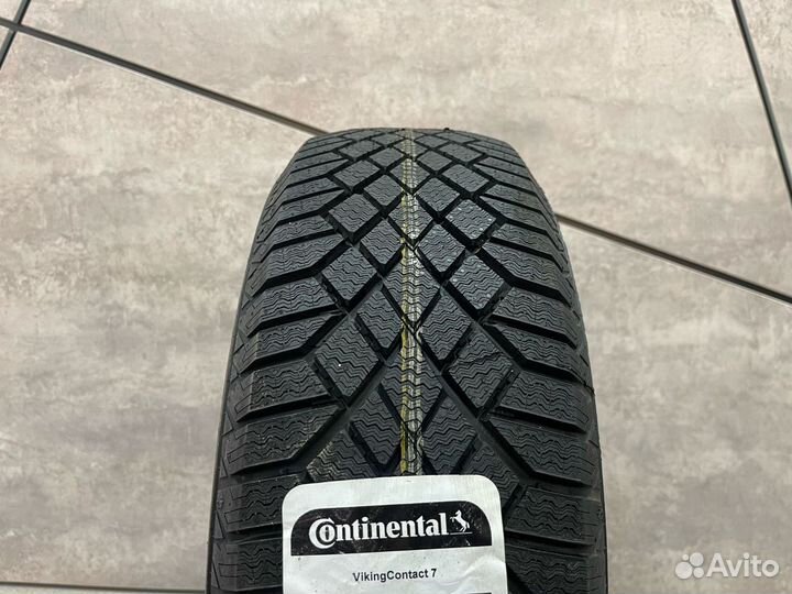 Continental ContiVikingContact 7 205/45 R17