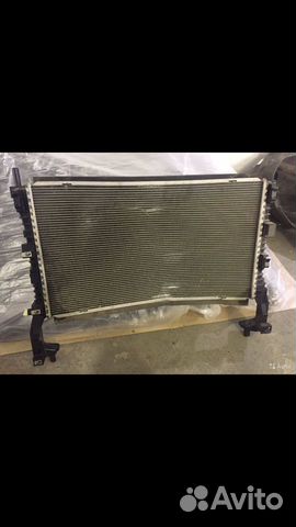 Радиатор охлаждения Ford Mustang