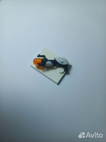 Lego портал-ган, из Portal 2. Оригинал