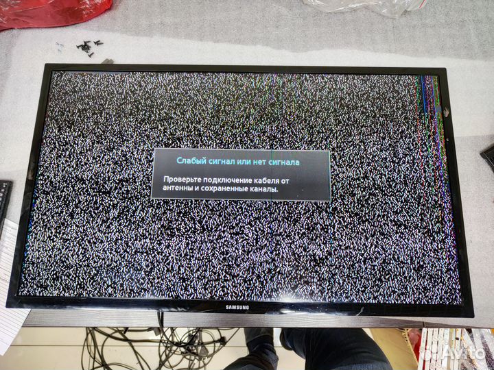 Телевизор Samsung UE32F4000 (Разбор)(По запчастям)