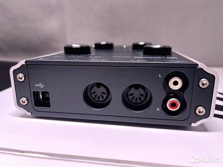 Звуковая карта Tascam US-122mkii