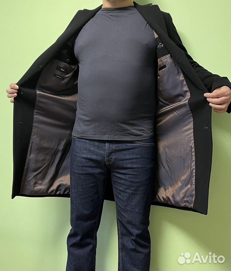 Пальто мужское Boss