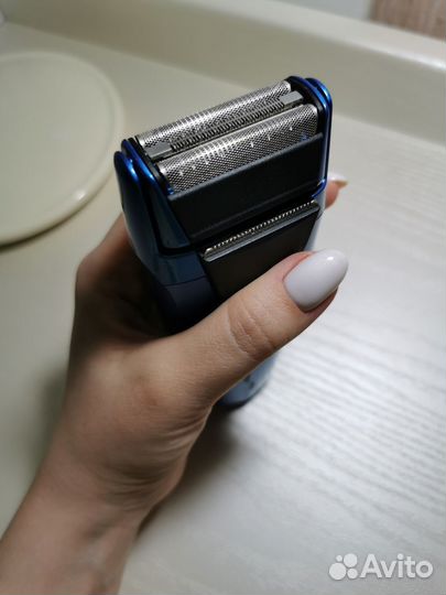 Электробритва Braun 5715