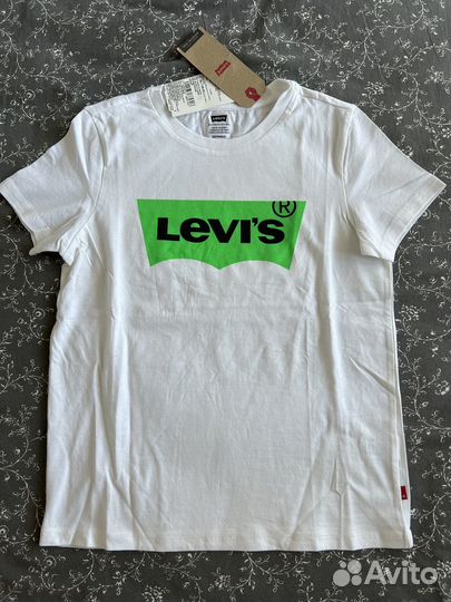 Футболка levis женская