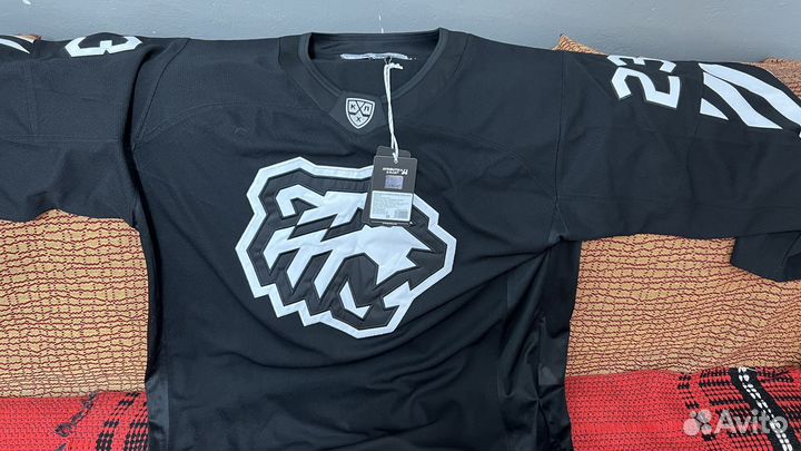 Хоккейный свитер игровой хк Трактор