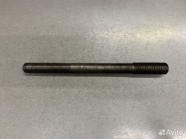 Шпилька L 215мм М18х2,5х50/М16х1,5х75