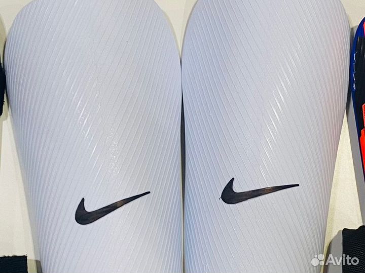 Щитки футбольные nike