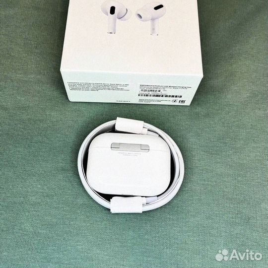 AirPods Pro 2: Ваш звуковой компаньон