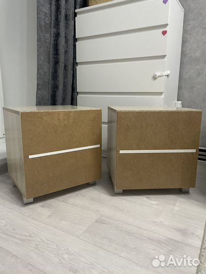 Тумбы прикроватные