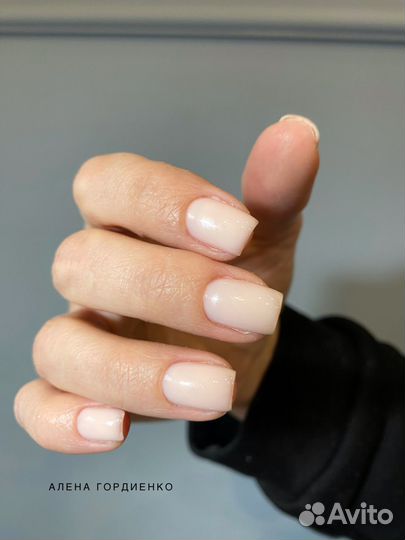 Маникюр. Педикюр.Комендантский