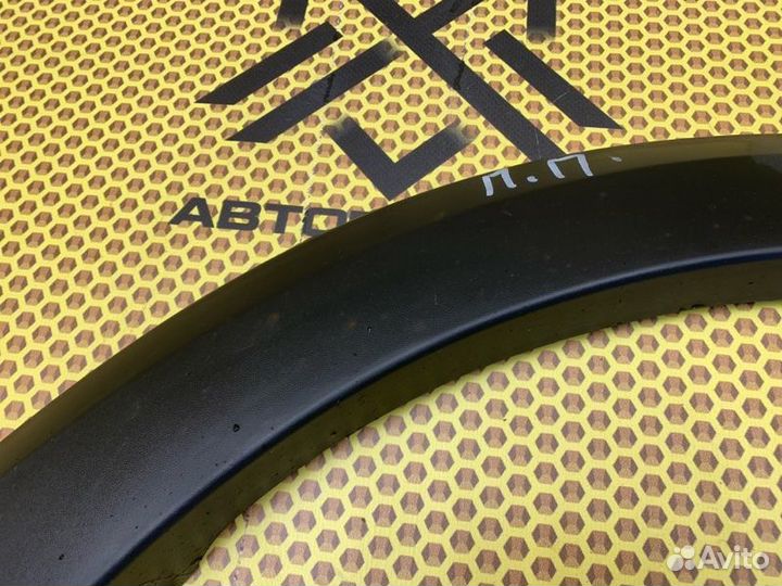 Молдинг на крыло передний правый Renault Logan