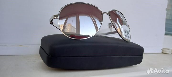 Солнцезащитные очки мужские. Бренд. Новые