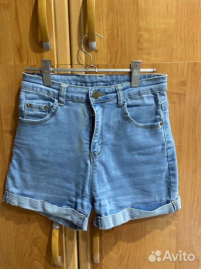 Женские джинсовые шорты 42 44