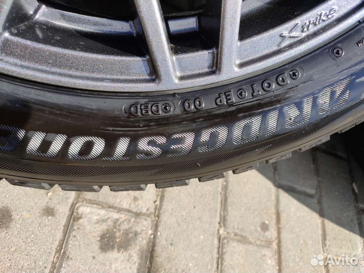 Bridgestone Blizzak DM-V2 225/55 R18