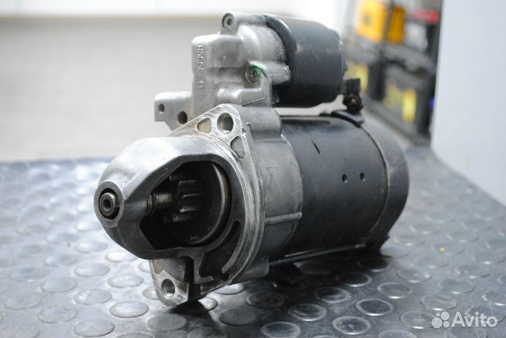 Стартер Mercedes Benz Sprinter 2.7 XDi б/у Bosch