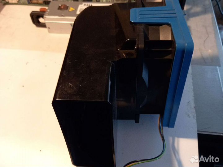 Серверный вентилятор Delta с воздухозаборником