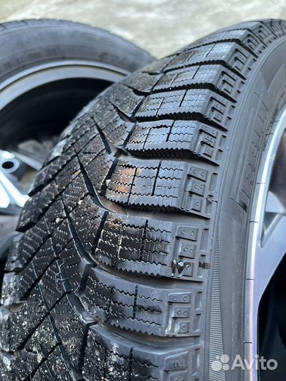 Pirelli Ice Zero 225/45 R17 94Y