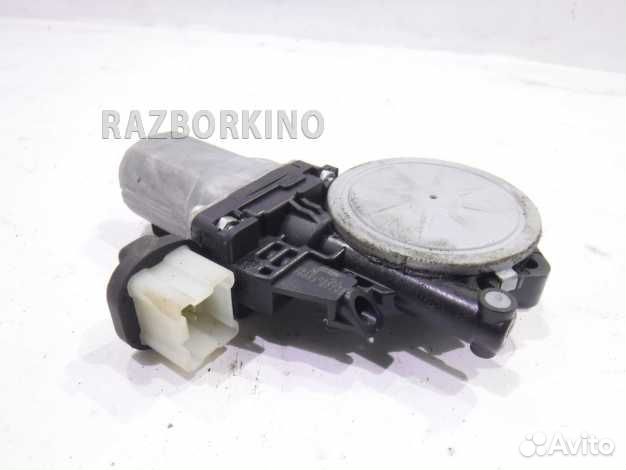 Моторчик переднего правого стеклоподъемника