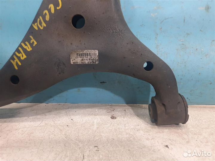 Рычаг передний правый Kia Ceed 1 2010-2012