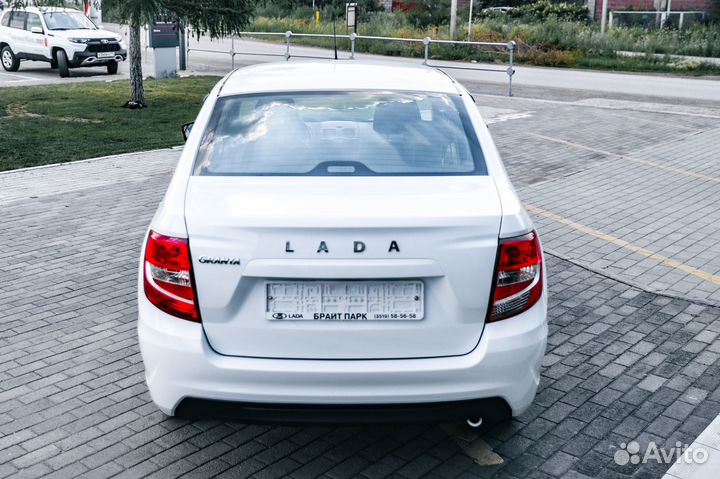 LADA Granta 1.6 МТ, 2024