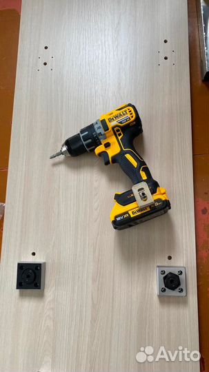 Шуруповерт dewalt DCD791D2
