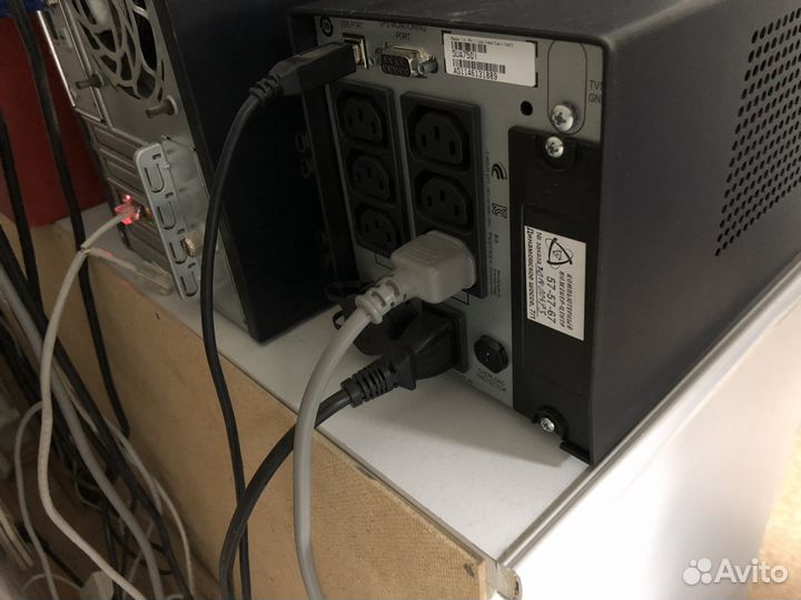 Ибп APC Smart-UPS SUA750I