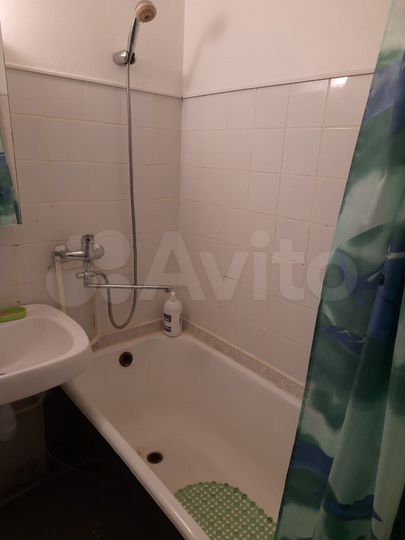 Комната 14 м² в 3-к., 3/9 эт.